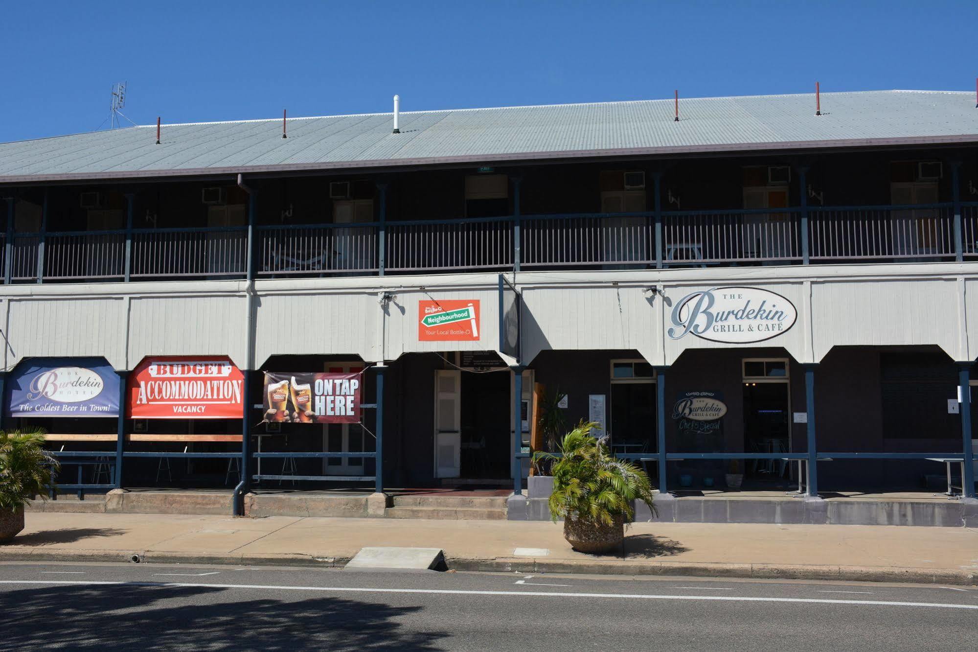 אייר The Burdekin Hotel מראה חיצוני תמונה